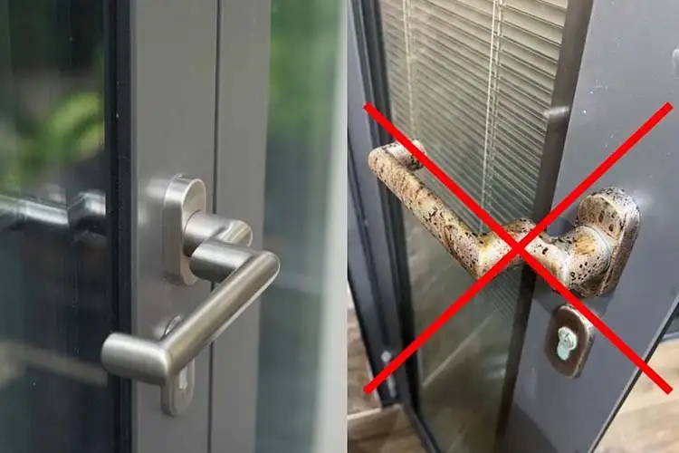 Kiểm tra phụ kiện cửa nhôm để kịp thời vệ sinh và sửa chữa