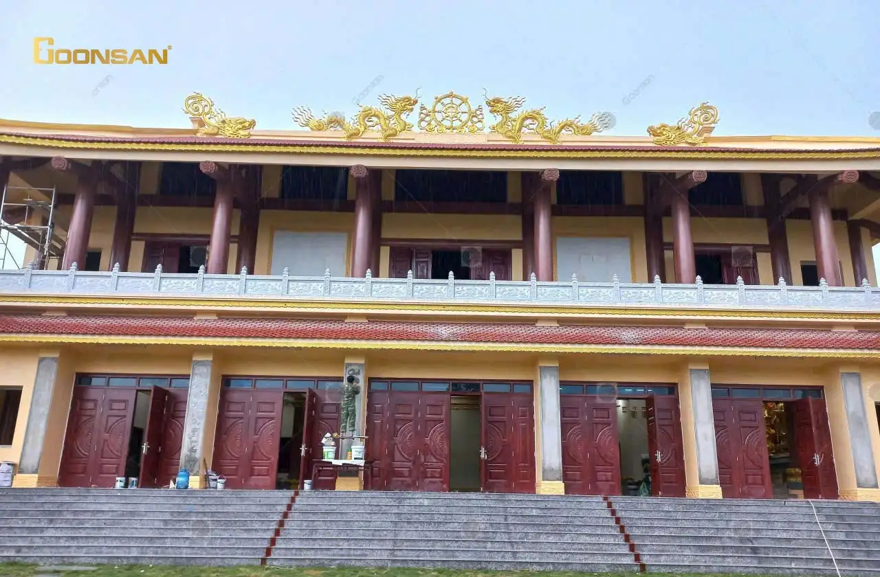 Mẫu cửa huỳnh trống đồng Goonsan được lắp đặt cho đình, chùa