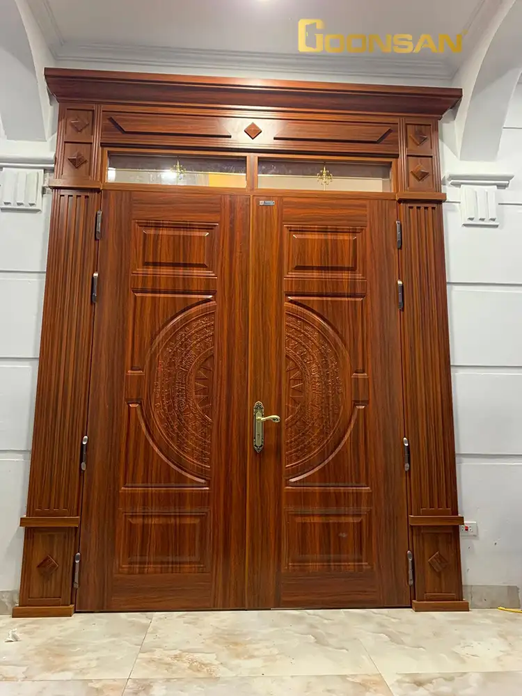 Thiết kế cửa thép vân gỗ 2 cánh huỳnh trống đồng Goonsan được phân phối tại Trường An, Hải Dương